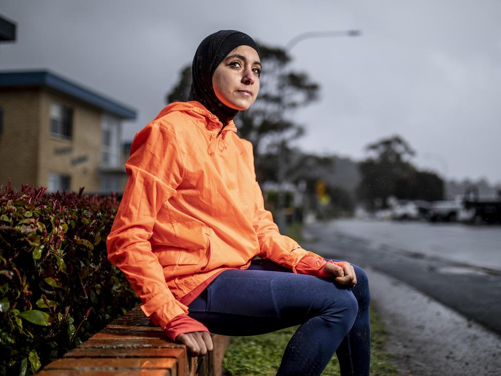 Run to Paradise Episode 6 : Always Think Of The Cows - Meriem Daoui